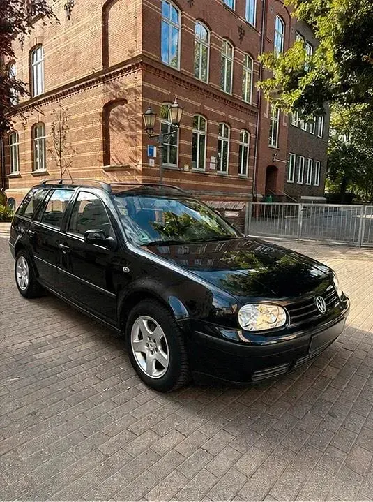 Gebraucht VW Golf IV Edition 115 PS (84 kW) 2000 Schwarz Kombi