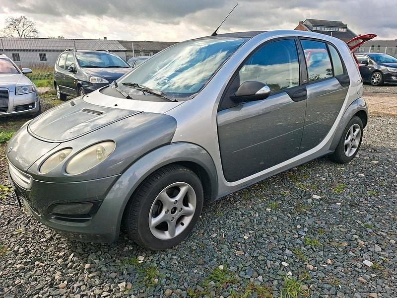 Silber Gebraucht 2005 Smart ForFour Kleinwagen | 1.850 € (Fairer Preis) - Bild 1/4