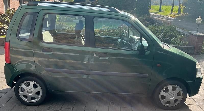 Second-hand Opel Agila 58 CP (42 kW) 2000 Verde Monovolum