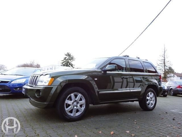 Andere farbe metallic Gebraucht 2007 Jeep Grand Cherokee Overland SUV | 6.990 € (Fairer Preis) - Bild 1/4