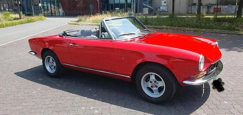 Rot Gebraucht 1972 Fiat 124 Spider Cabrio | 17.900 € - Bild 1/4