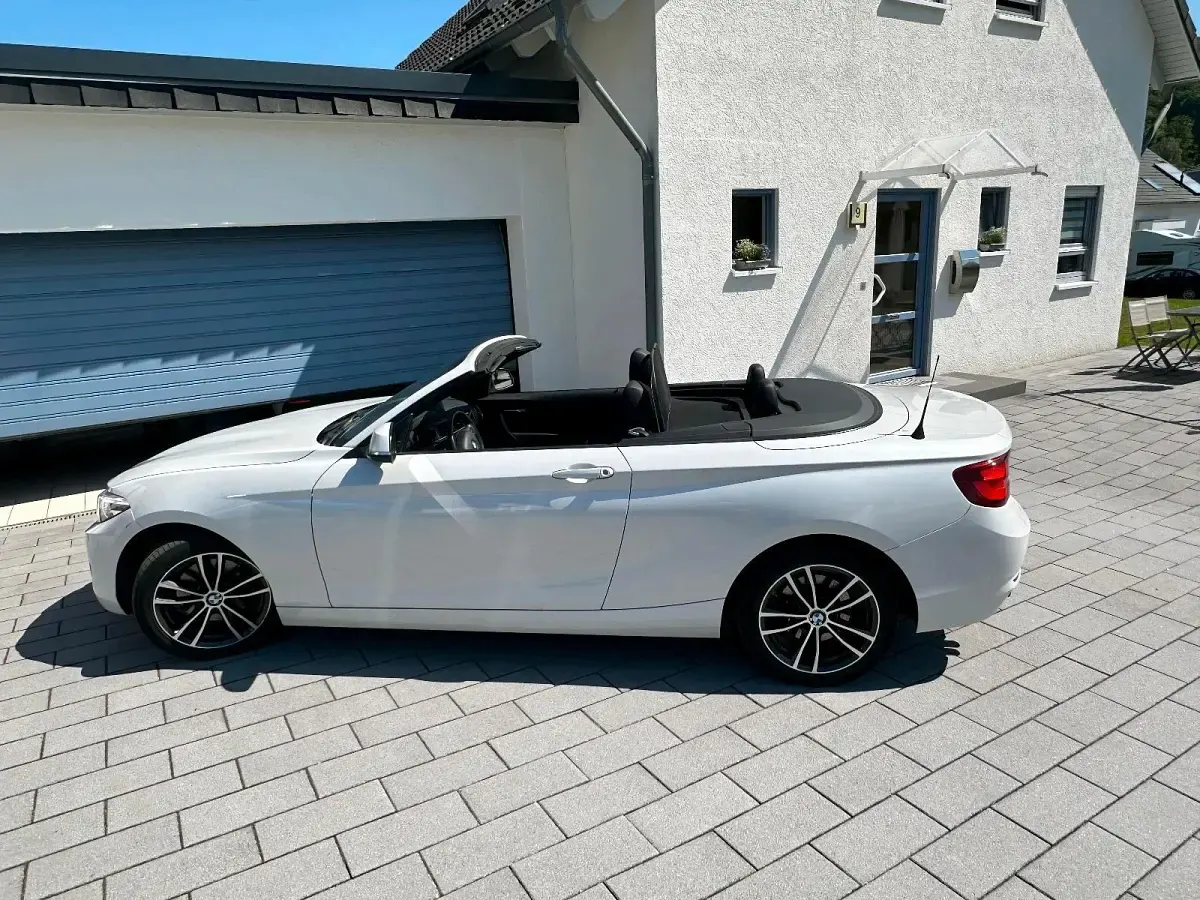 Gebraucht BMW 220 184 PS (135 kW) 2019 Weiß Cabrio
