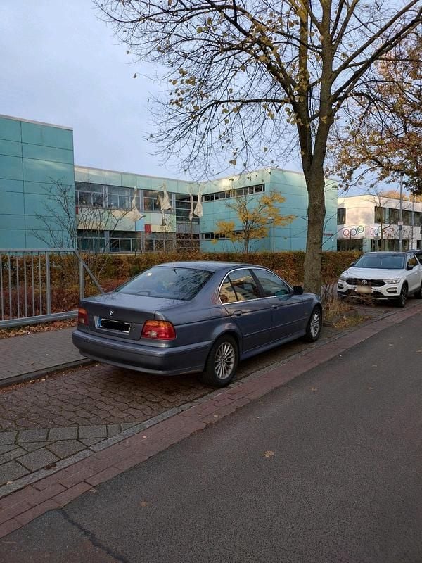 Gebraucht BMW 530 231 PS (169 kW) 2002 Blau Limousine