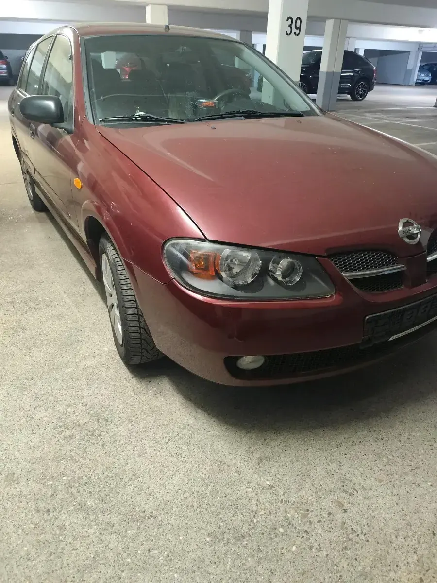 Gebraucht Nissan Almera 98 PS (72 kW) 2004 Rot Kleinwagen
