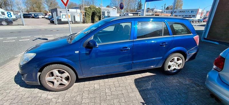 Gebraucht Opel Astra Edition 125 PS (91 kW) 2008 Blau Limousine