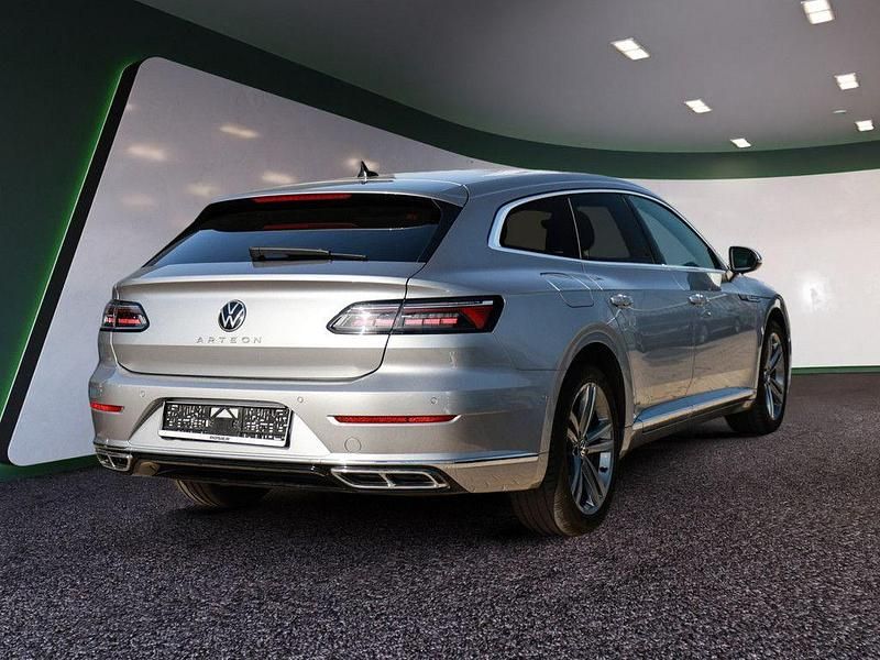 Gebraucht VW Arteon R-line 200 PS (147 kW) 2021 Silber / pyrit silber Kombi