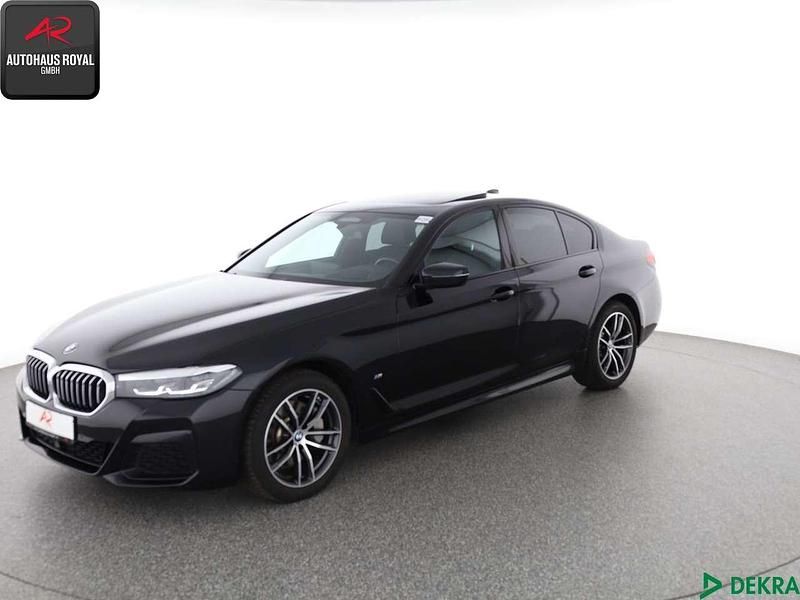 Schwarz (metallic) Gebraucht 2023 BMW 530 M Sport Limousine | 42.880 € (Fairer Preis) - Bild 1/4