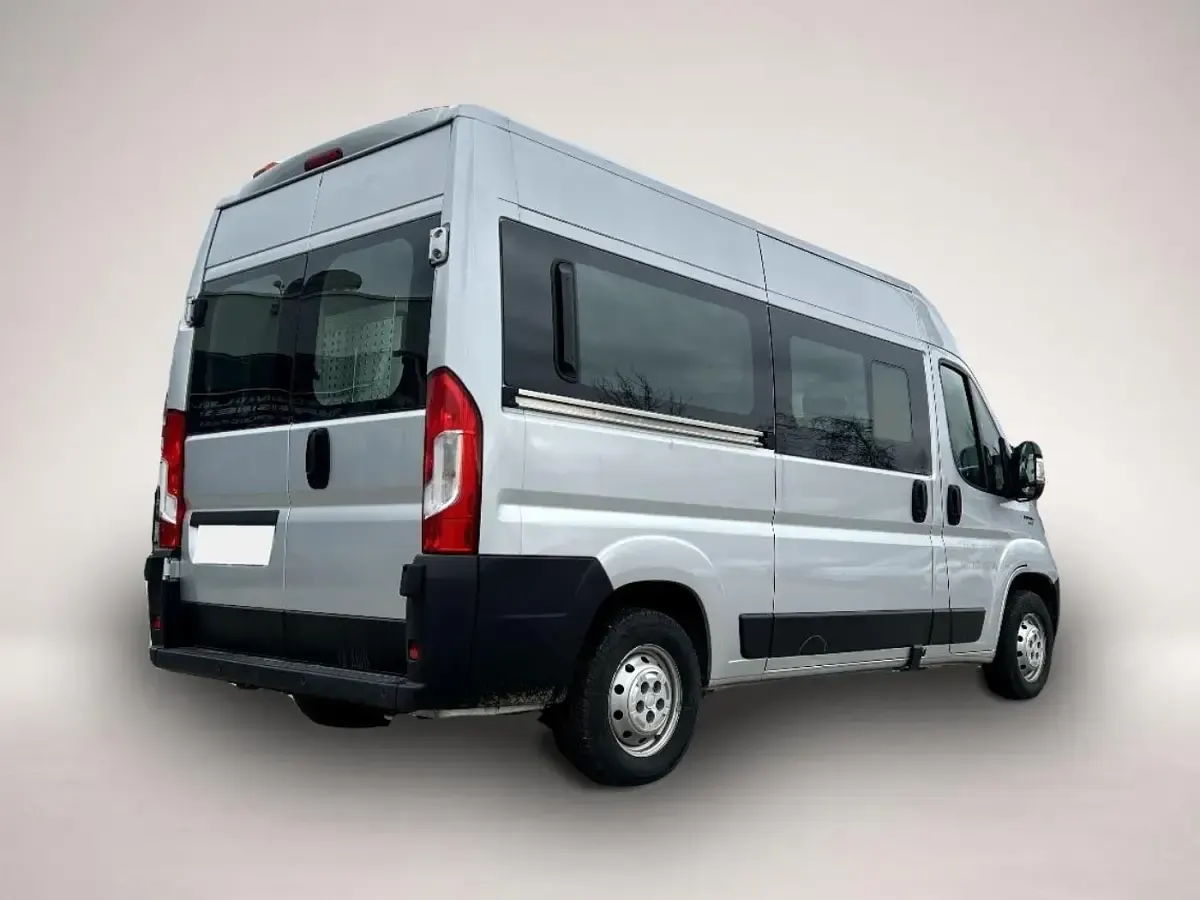Gebraucht Fiat Ducato 150 PS (110 kW) 2018 Manufacturer Van