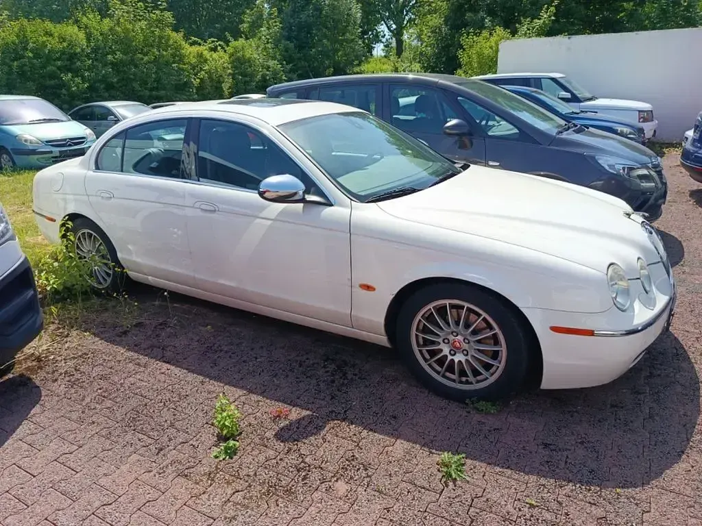 Gebraucht Jaguar S-Type Executive 207 PS (152 kW) 2006 Weiß Limousine