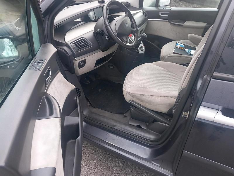 Gebraucht Peugeot 807 140 PS (102 kW) 2008 Grau Van / Kleinbus