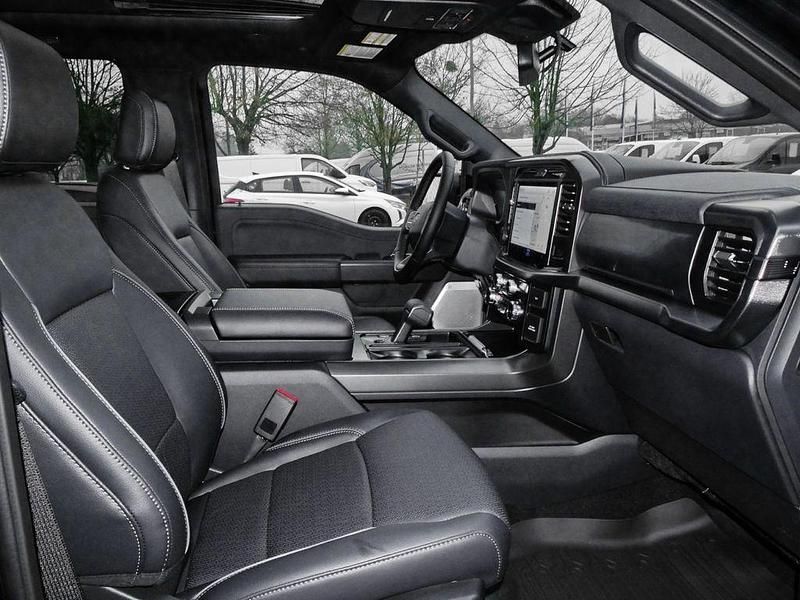 Nowe Ford V8 Lariat 405 KM (297 kW) 2025 Czarny SUV