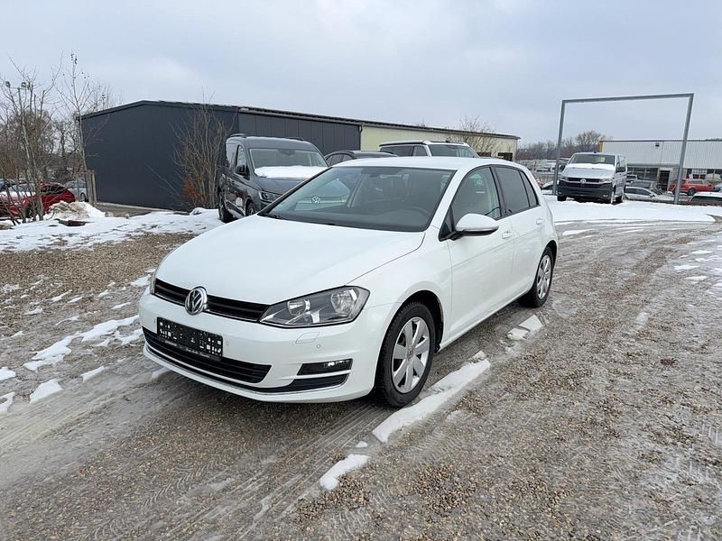 Gebraucht VW Golf VII Allstar 2017 Weiß