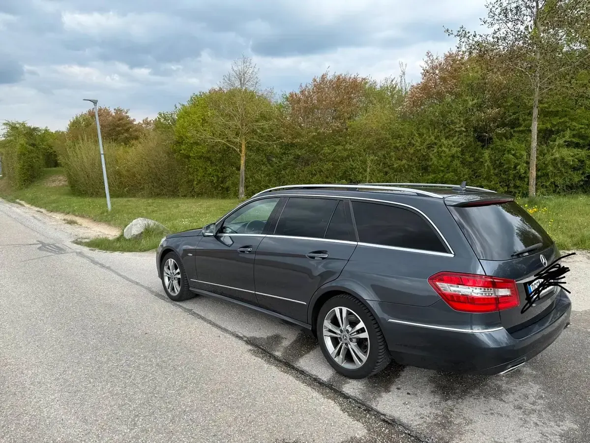 Occasion Mercedes E250 Avantgarde 204 ch (150 kW) 2012 Gris Break