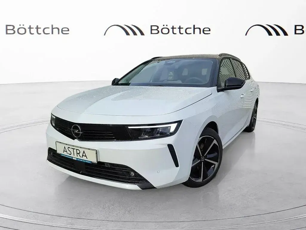 Gebraucht Opel Astra Elegance 131 PS (96 kW) 2024 Weiss banquise Kleinwagen