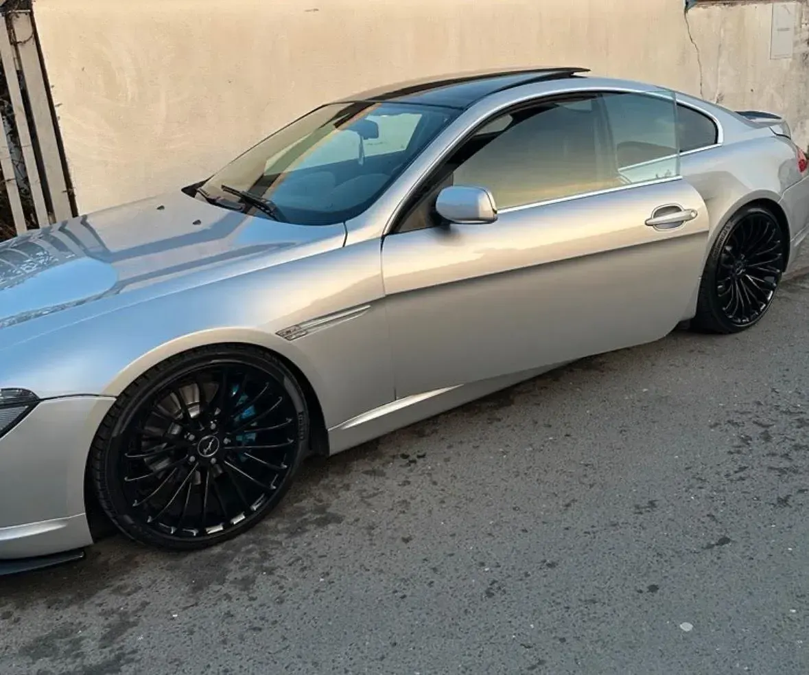 Gebraucht BMW 645 333 PS (244 kW) 2004 Grau Coupé