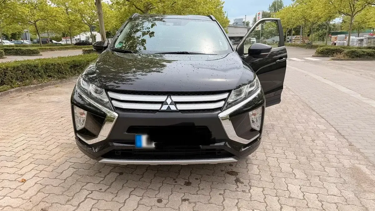 Gebraucht Mitsubishi Eclipse Cross 163 PS (119 kW) 2018 Schwarz SUV