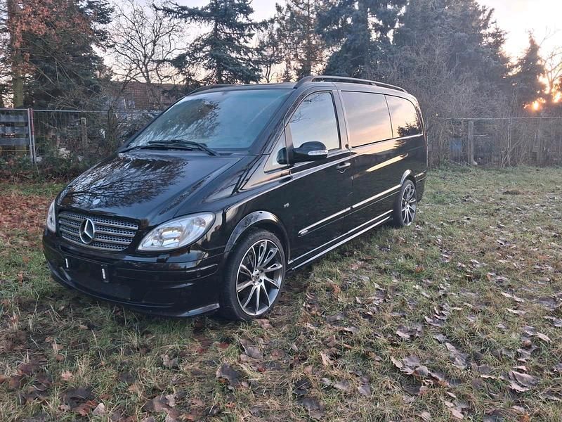 Schwarz Gebraucht 2008 Mercedes Viano Van / Kleinbus | 11.888 € (Fairer Preis) - Bild 1/4