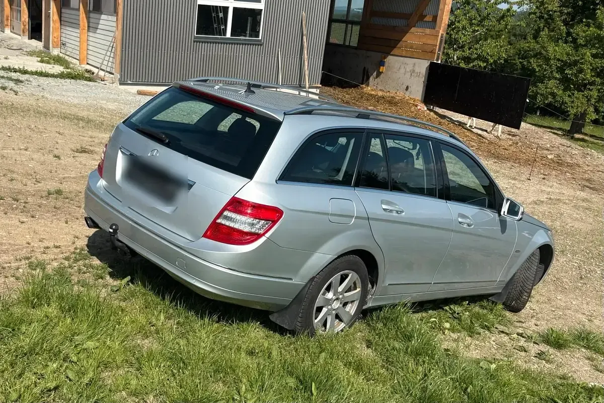 Gebraucht Mercedes C200 183 PS (134 kW) 2008 Silber Kombi