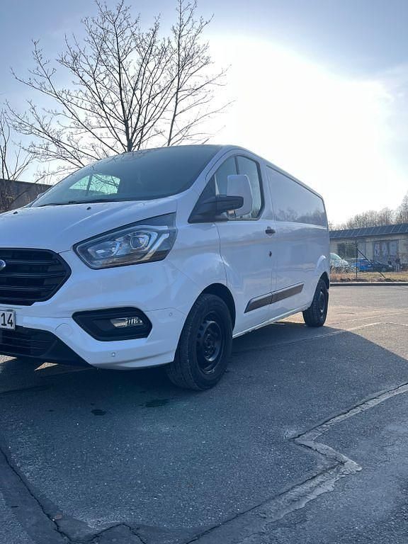 Gebraucht Ford Transit Custom 131 PS (96 kW) 2020 Weiß Van / Kleinbus