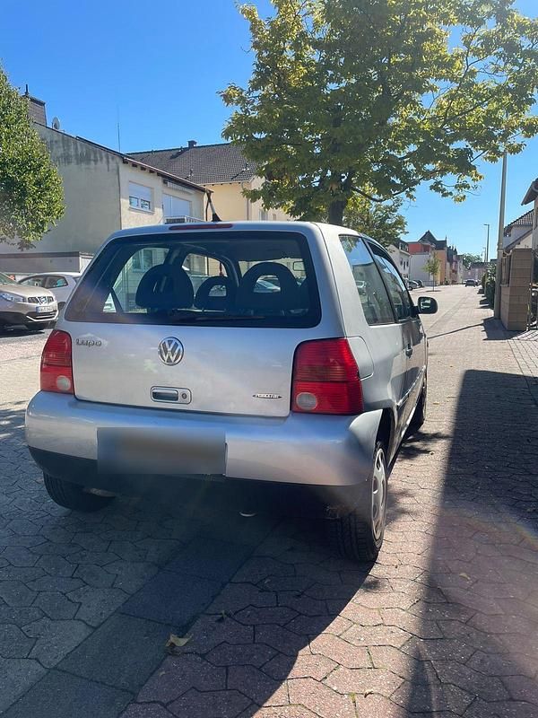 Gebraucht VW Lupo 50 PS (36 kW) 2003 Silber Kleinwagen