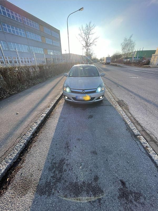 Gebraucht Opel Astra 150 PS (110 kW) 2005 Grau Kleinwagen