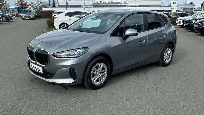 Gebraucht BMW 218 150 PS (110 kW) 2023 Skyscraper grau metallic Kombi