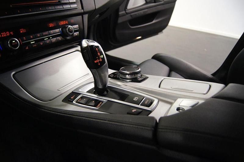 Gebraucht BMW 535 Performance 313 PS (230 kW) 2017 Grau Limousine