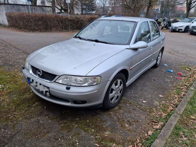 Gebraucht 2001 Opel Vectra Elegance Limousine | 1.499 € (Guter Preis) - Bild 1/4