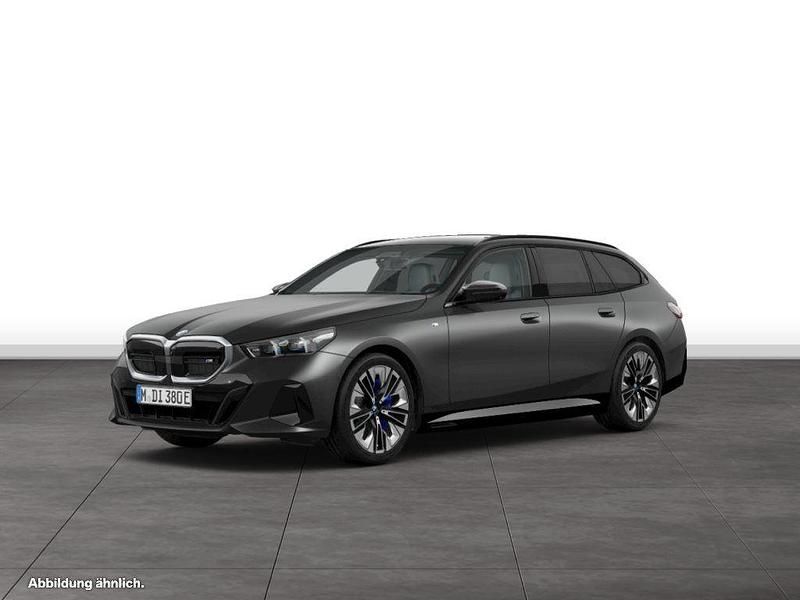 Bmw individual frozen deep grey metallic Gebraucht 2025 BMW i5 Comfort Edition Kombi | 91.144 € - Bild 1/4