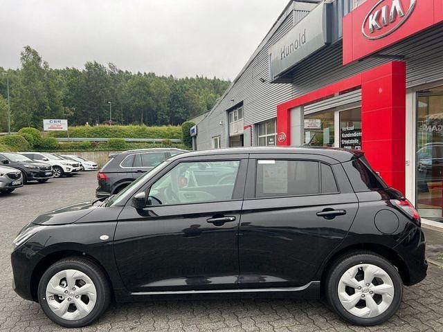 Neu Suzuki Swift Comfort+ 83 PS (61 kW) 2025 Orange Kleinwagen