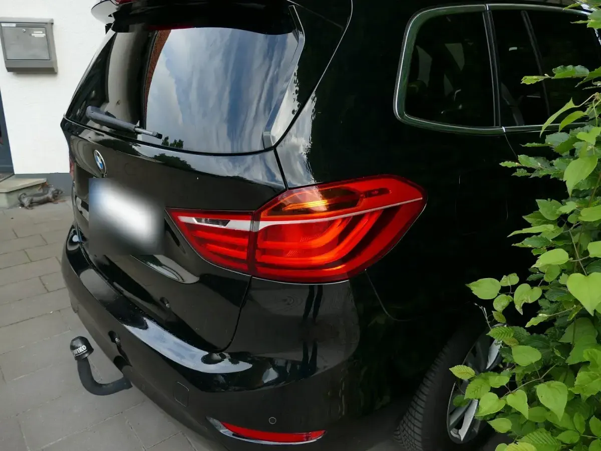 Gebraucht BMW 218 Advantage 150 PS (110 kW) 2017 Schwarz Kombi