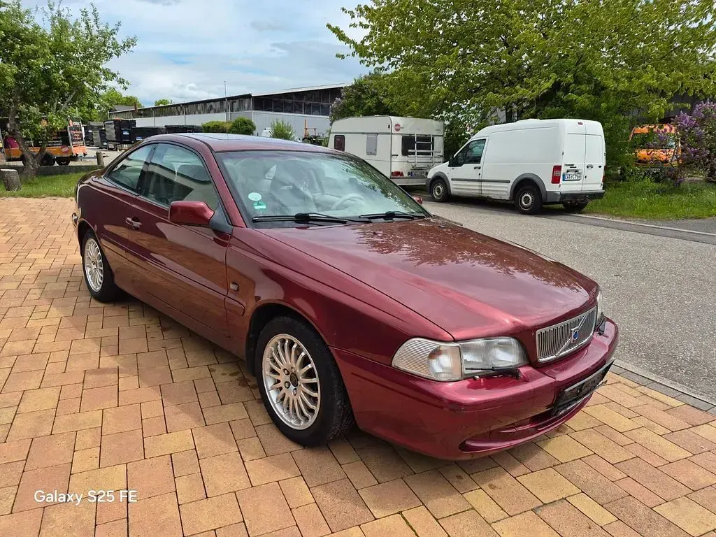 Gebraucht Volvo C70 163 PS (119 kW) 2002 Rot Coupé