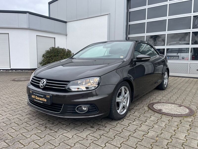 Schwarz Gebraucht 2011 VW Eos Basis Cabrio | 11.450 € (Teuer) - Bild 1/4
