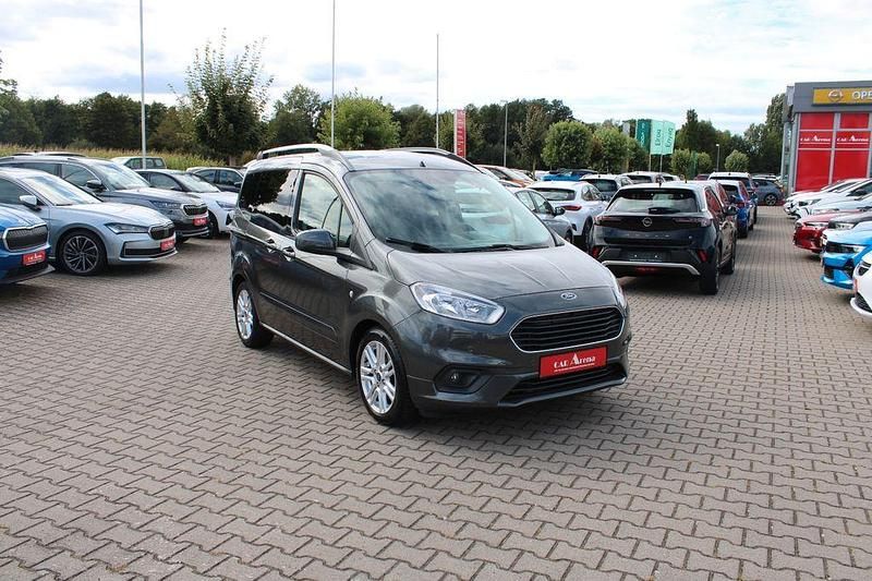 Gebraucht 2019 Ford Tourneo Courier Titanium Van / Kleinbus | 11.990 € (Fairer Preis) - Bild 1/4