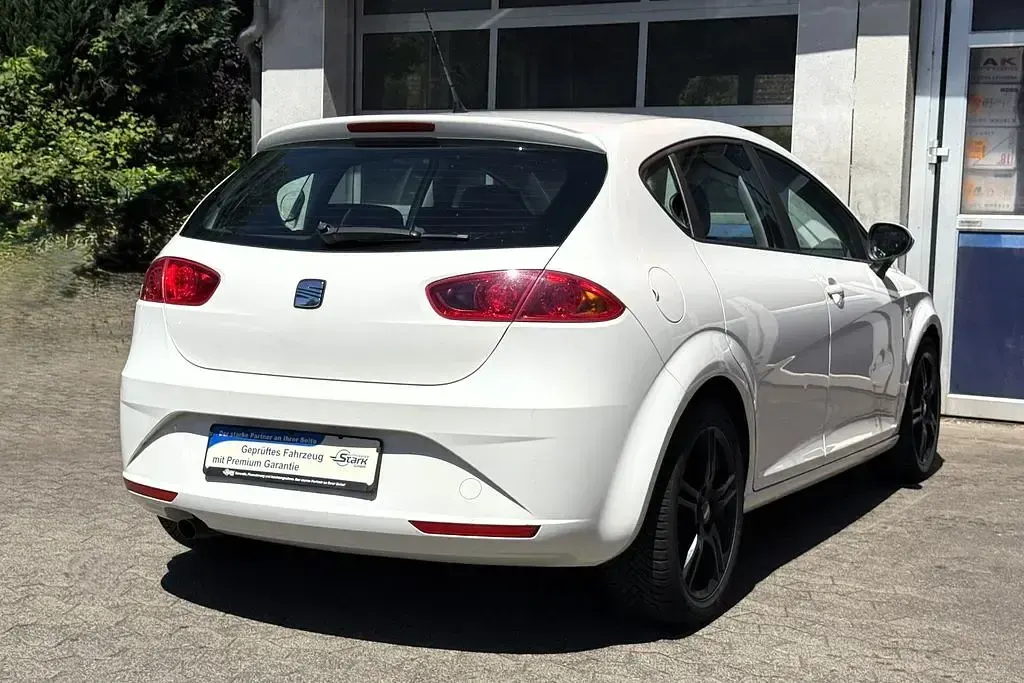 Gebraucht Seat Leon 86 PS (63 kW) 2010 Weiß Kleinwagen