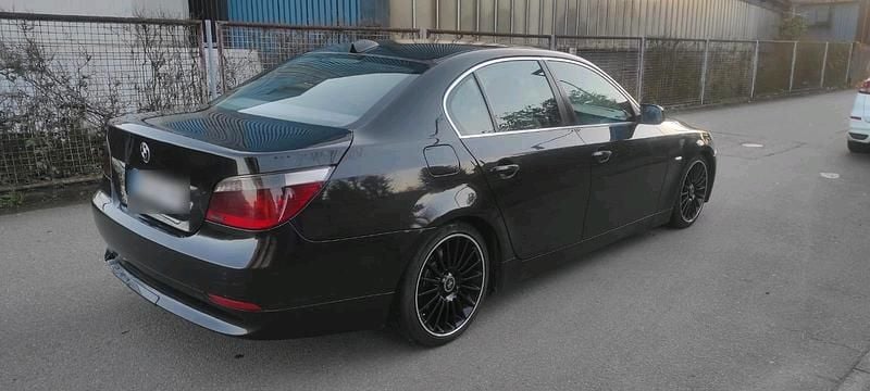 Gebraucht BMW 520 170 PS (125 kW) 2004 Schwarz Limousine
