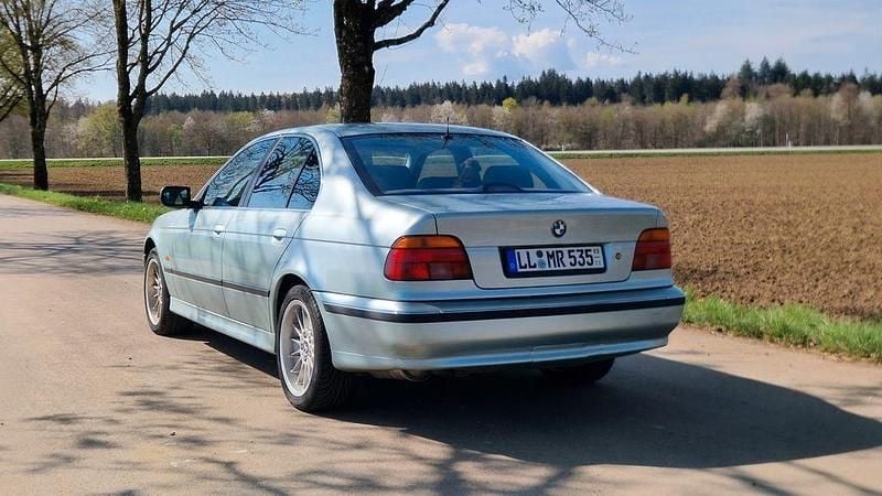 Gebraucht BMW 535 235 PS (172 kW) 1997 Silber Limousine