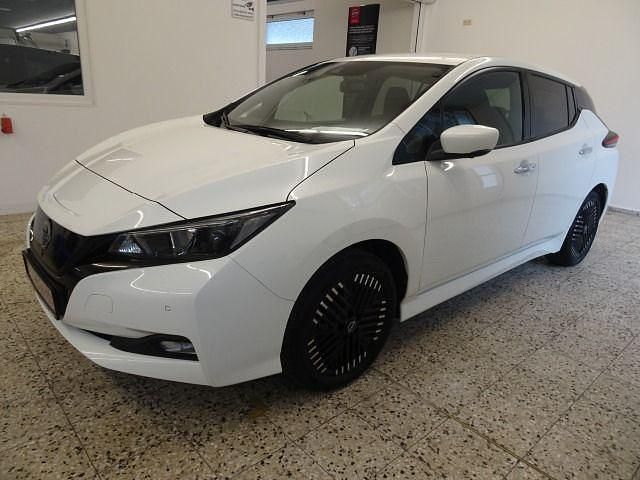 Gebraucht Nissan Leaf 160 kW (218 PS) 2022 Weiß Kleinwagen