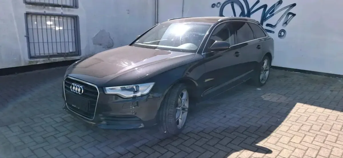 Gebraucht Audi A6 177 PS (130 kW) 2012 Kombi