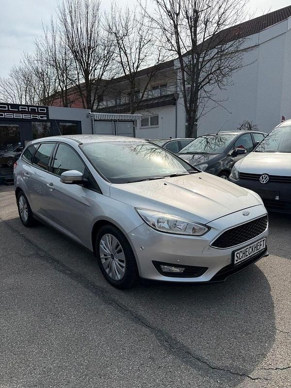 Gebraucht Ford Focus Business Edition 116 PS (85 kW) 2014 Silber Kombi