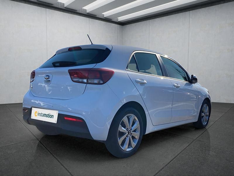 Gebraucht Kia Rio Vision 84 PS (61 kW) 2021 Weiß Kleinwagen