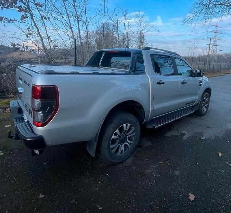 Gebraucht Ford Ranger 212 PS (155 kW) 2020 Silber Abholung