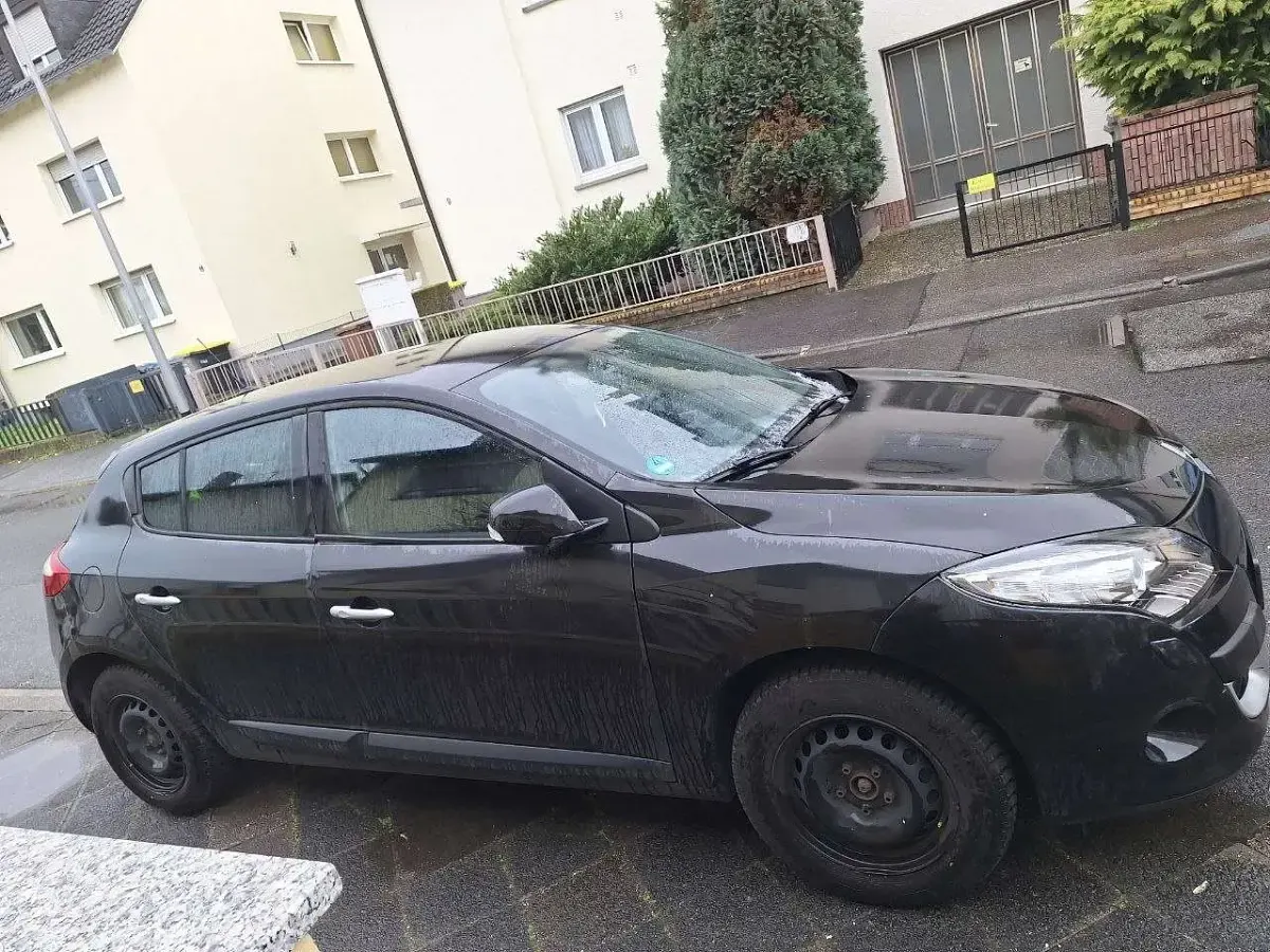 Gebraucht Renault Mégane III Dynamique 131 PS (96 kW) 2009 Schwarz Limousine