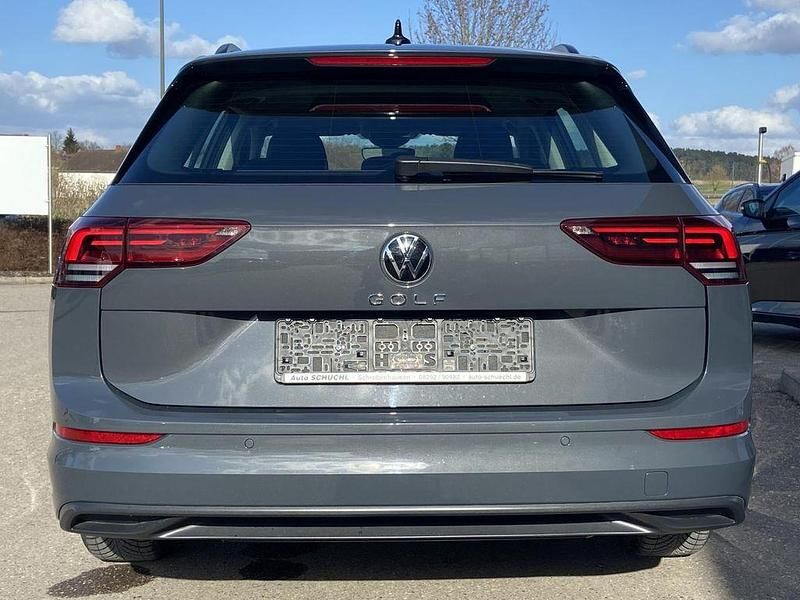 Gebraucht VW Golf VIII Active 116 PS (85 kW) 2024 Grau Kombi