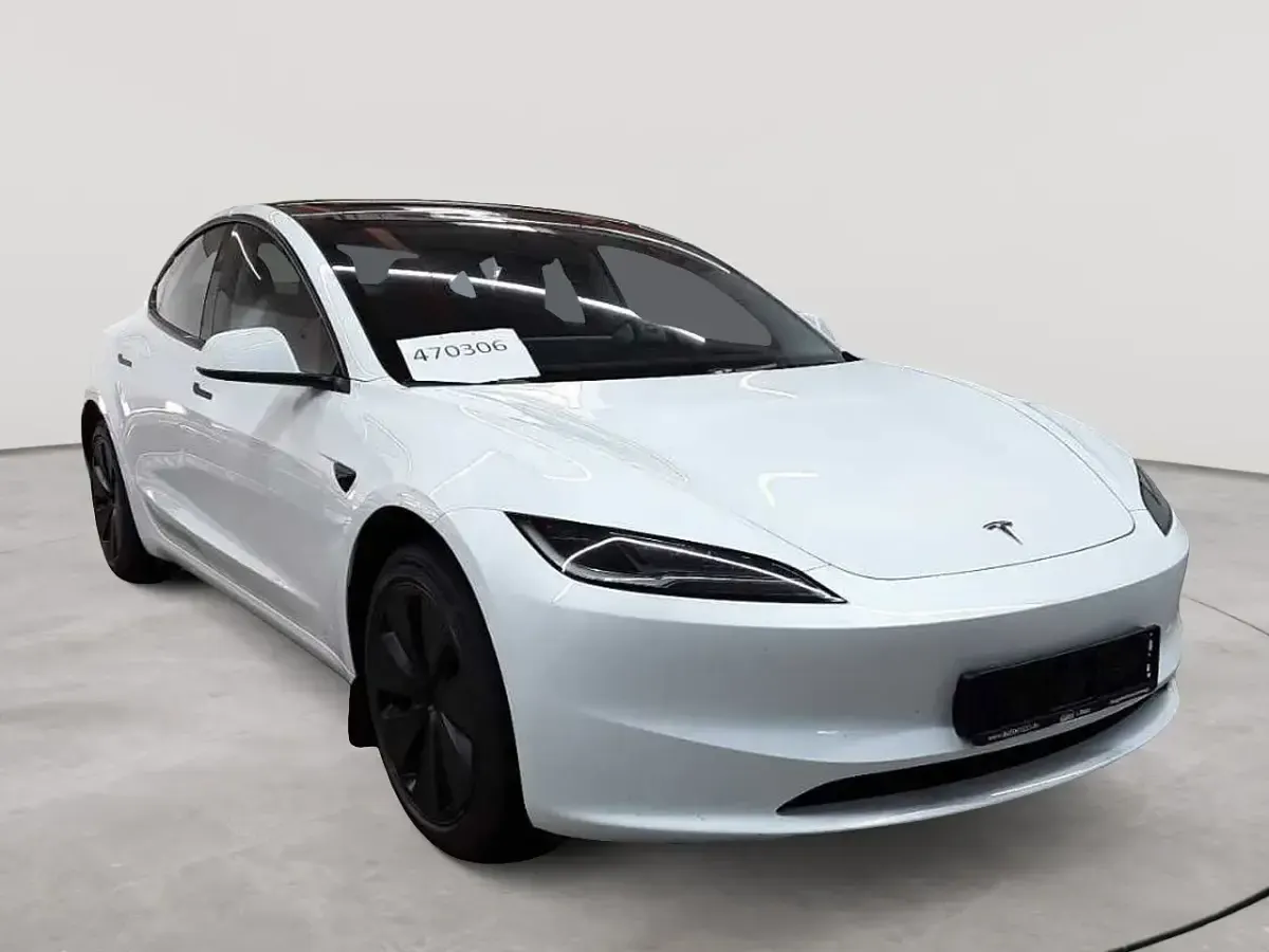 Gebraucht Tesla Model 3 RWD 208 kW (283 PS) 2024 Limousine