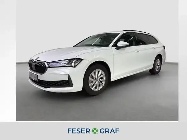 Weiss Gebraucht 2025 Skoda Superb Kombi | 32.370 € - Bild 1/2