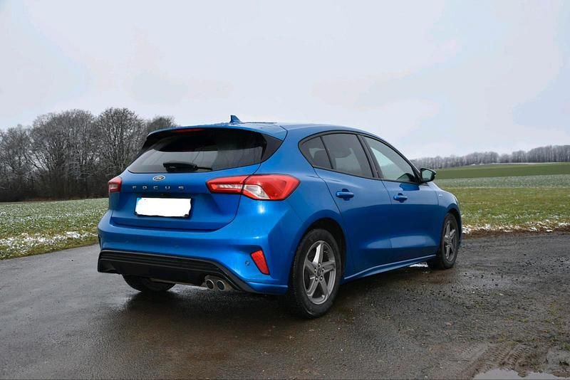Gebraucht Ford Focus ST-Line 150 PS (110 kW) 2018 Blau Limousine