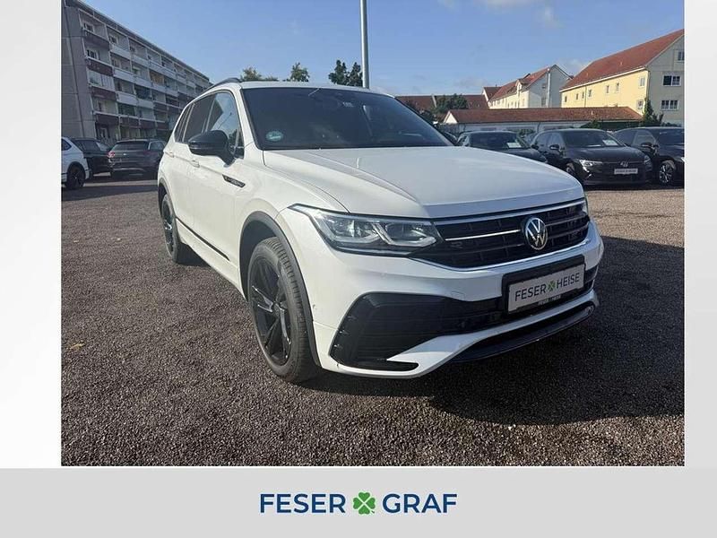Oryxweiß perlmutteffekt Gebraucht 2024 VW Tiguan Allspace R-line SUV | 44.880 € (Guter Preis) - Bild 1/4