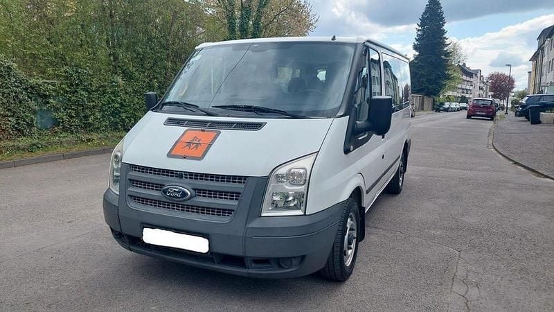 Usado Ford Transit 101 HP (74 kW) 2013 Branco Monovolume