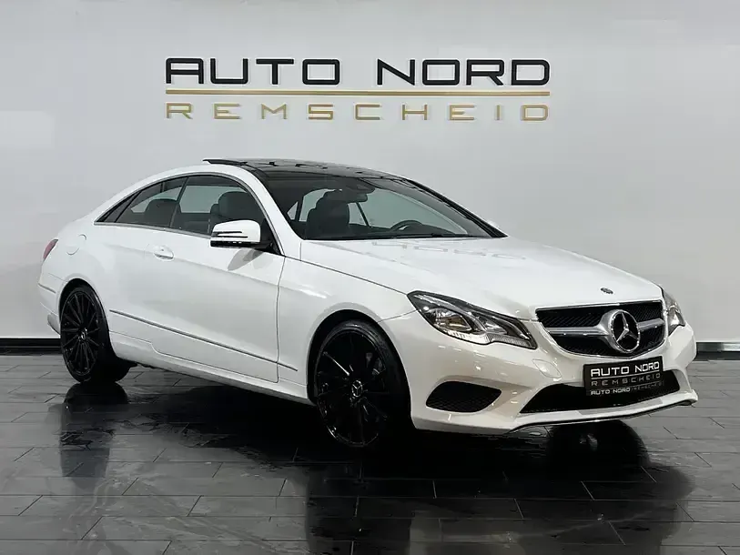 Używany Mercedes E350 306 KM (225 kW) 2014 Biały Coupe